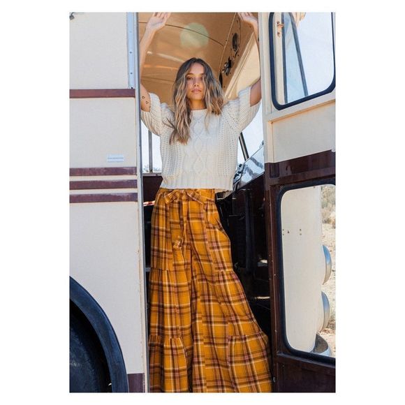 🆕 Ivory Puff Short Sleeve Cable Sweater Top - Picture 4 of 4